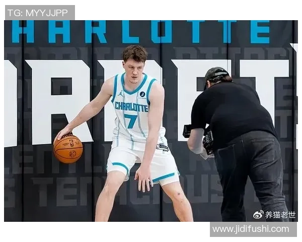 最佳新秀争夺战弗拉格领跑克尼佩尔紧随其后VJ哈珀表现不俗 最佳新秀争夺战弗拉格领跑克尼佩尔紧随其后VJ哈珀表现不俗